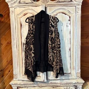B.L.E.U. Leopard Print Sleeveless Top with Black Hem